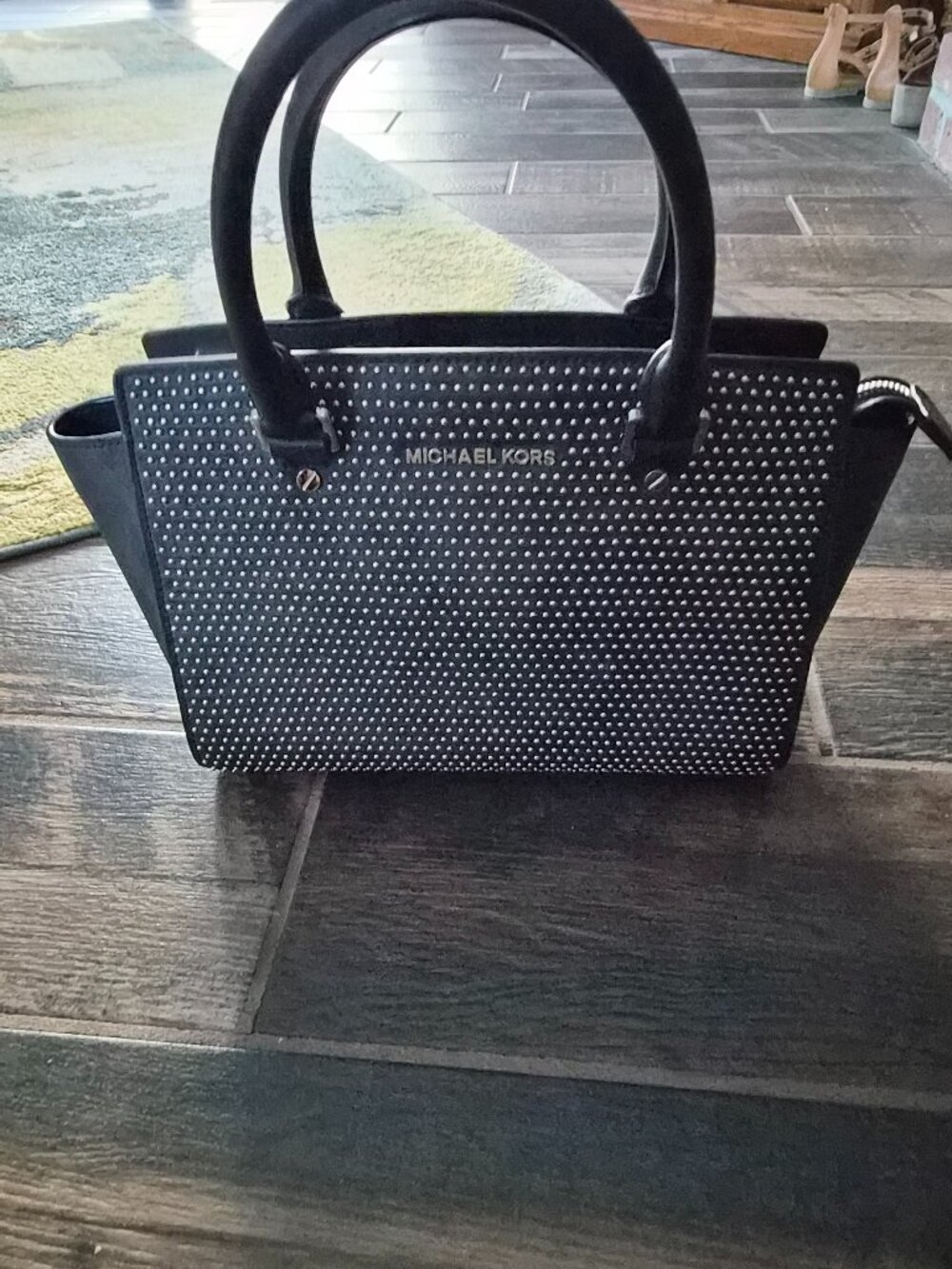 Authentic Michael Kors Selma Handbag